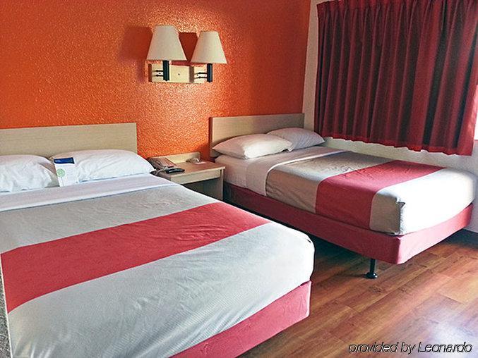 לוס אנג'לס Vagabond Inn Sylmar מראה חיצוני תמונה