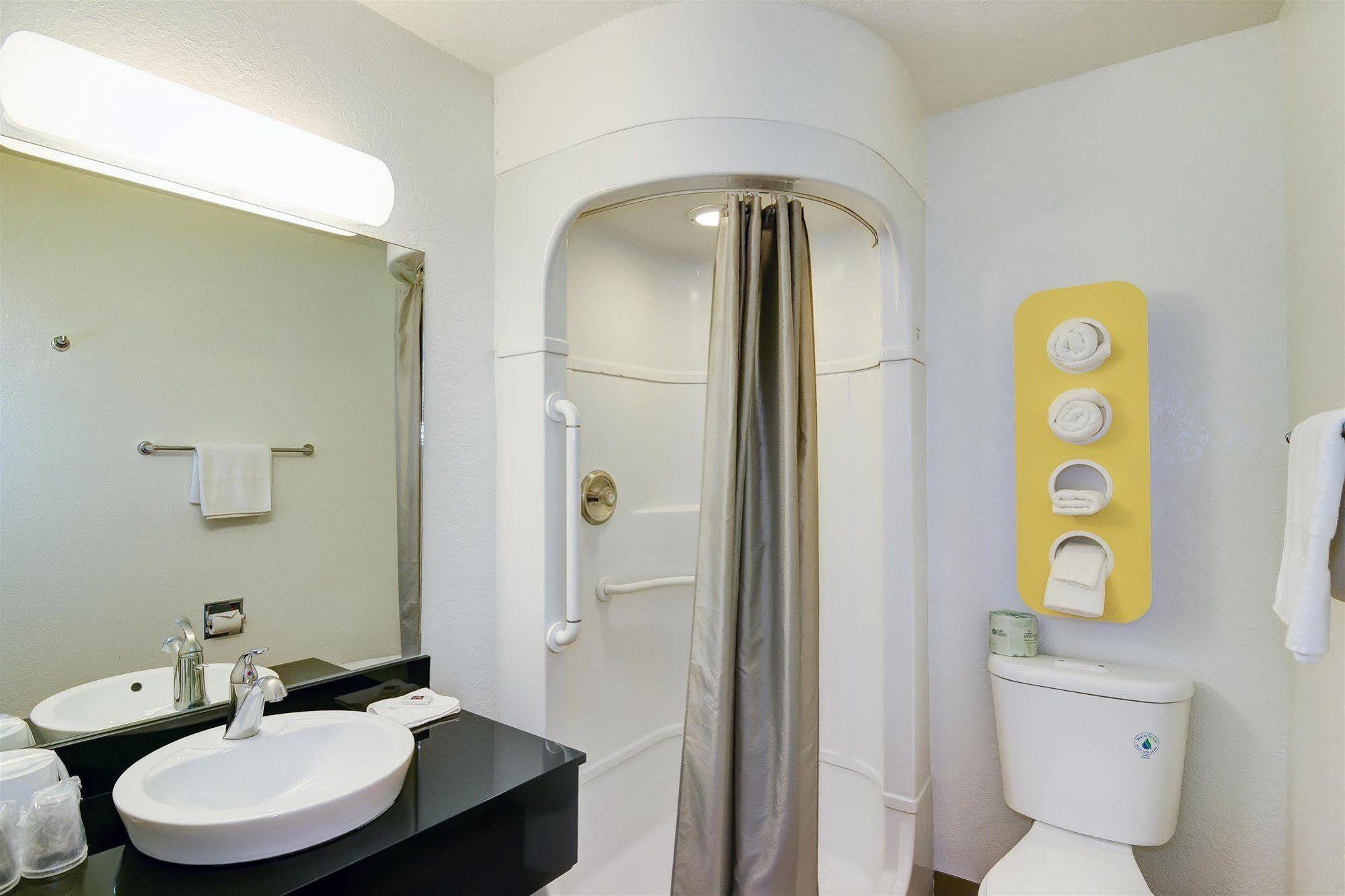 לוס אנג'לס Vagabond Inn Sylmar מראה חיצוני תמונה