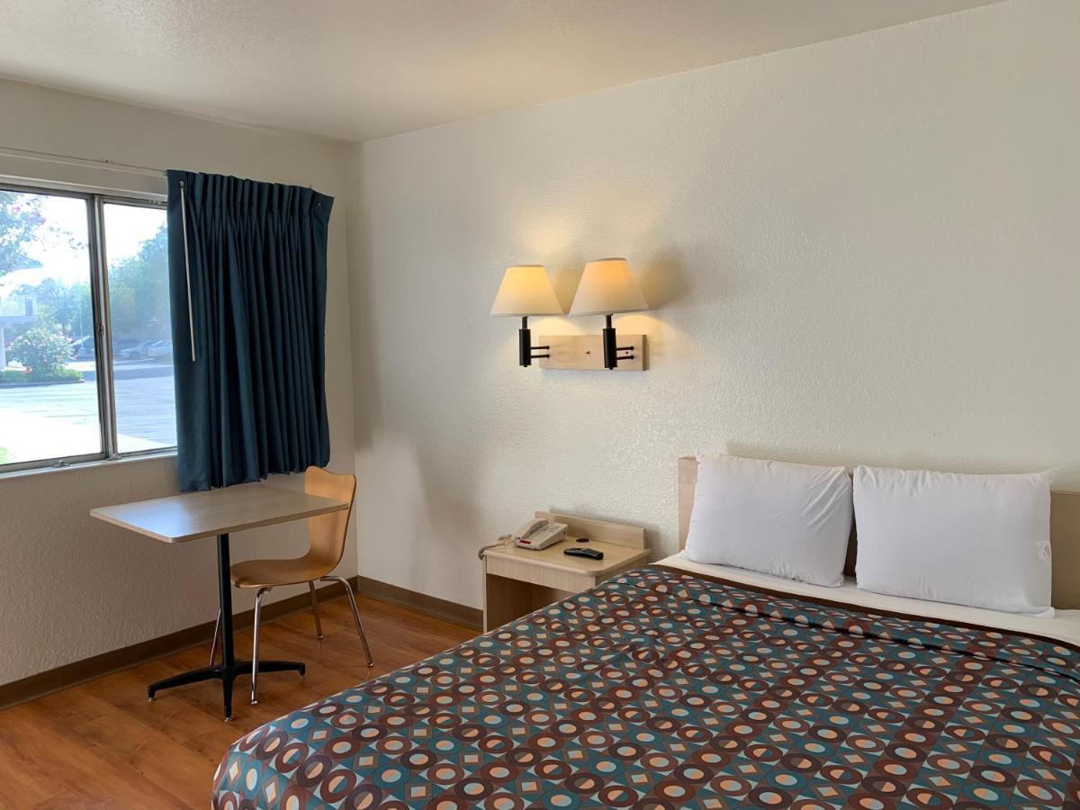 לוס אנג'לס Vagabond Inn Sylmar מראה חיצוני תמונה